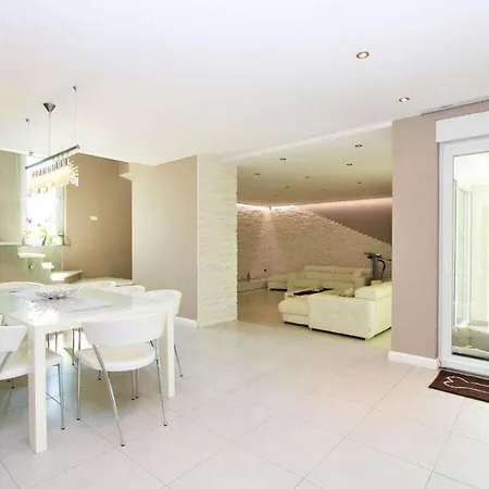 Villa Alex Exclusive With Pool