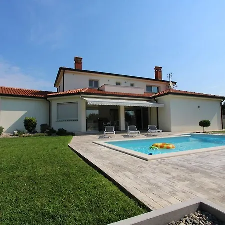 Alex Exclusive With Pool Villa Poreč